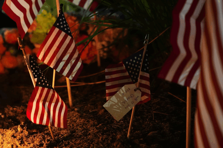 「我們變成了什麼？」柯克槍擊案後，美國各政黨均感震驚