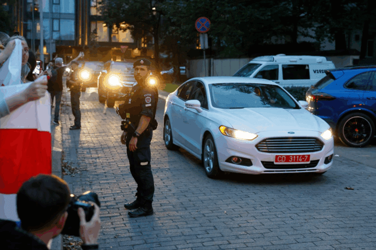 白俄羅斯釋放52名囚犯，美國特使訪問後的背後意圖是什麼？