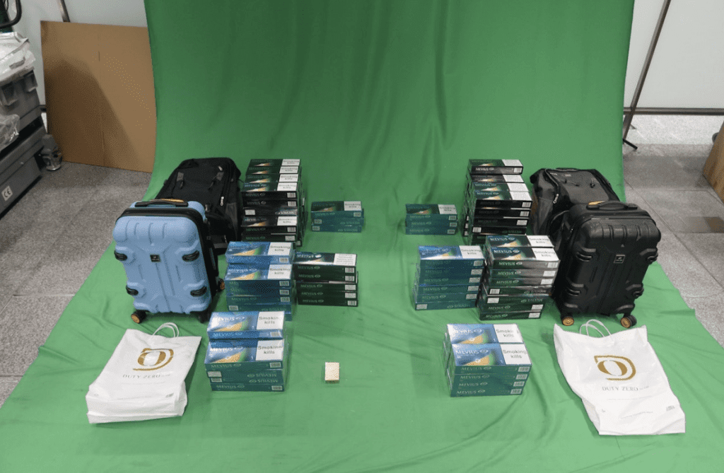 機場走私落網！男女藏2.4萬支私煙，各囚3月兼罰款