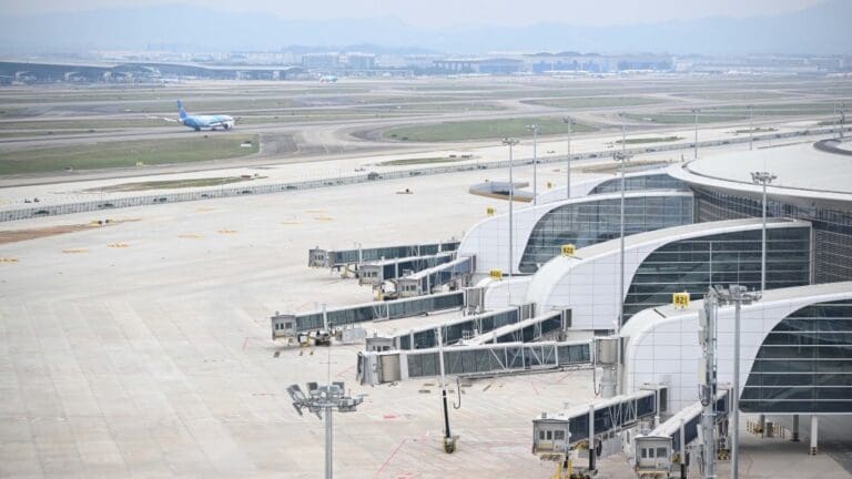 廣州白雲機場全新升級：第三航廈及第五跑道正式啟用！