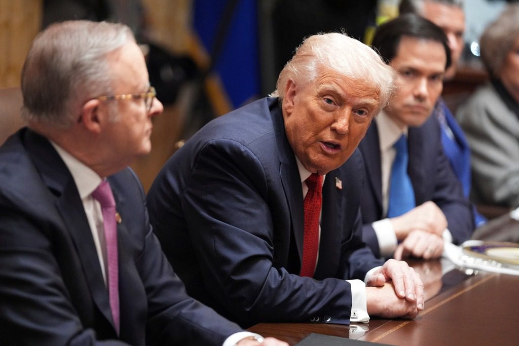 特朗普與澳大利亞總理簽署關鍵礦產協議，以抗衡中國