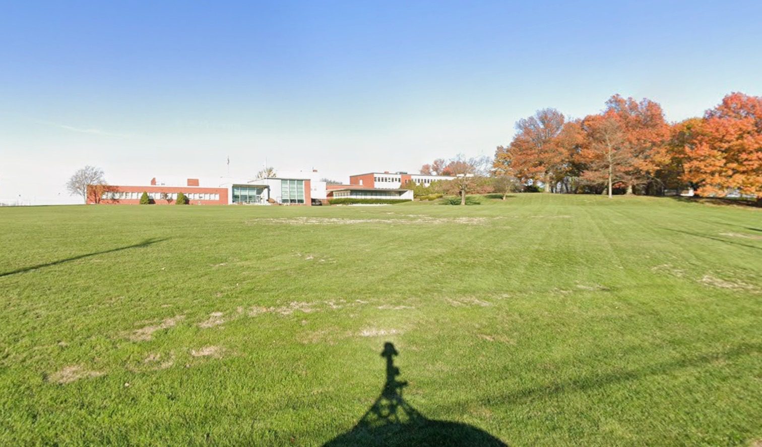 匹茲堡校園驚傳刺傷案：14歲少女竟持剪刀攻擊同學