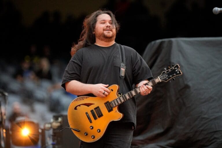 艾迪·范·海倫之子沃爾夫岡談「nepo baby」標籤爭議