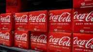 喝可樂要小心！可口可樂驚傳金屬污染，FDA發布緊急召回令