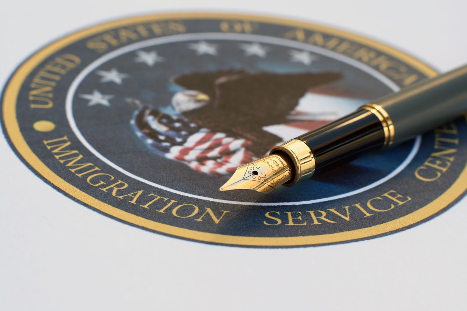 「夏洛特之網」行動結束？國土安全部與地方官員說法矛盾