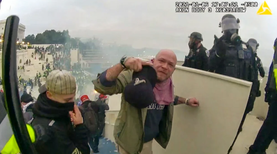 獲特朗普特赦國會暴徒再被捕！千萬賠償承諾成封口費？