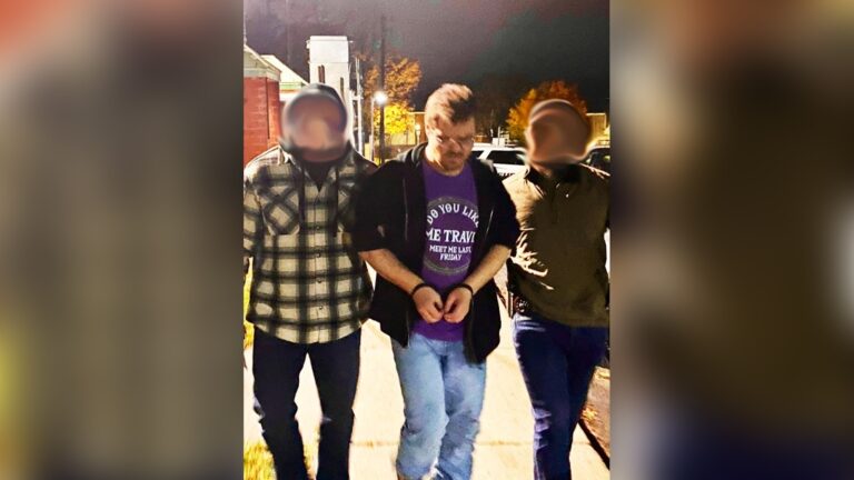 俄克拉荷馬州「十大通緝犯」落網！13年前自導自演血腥綁架案