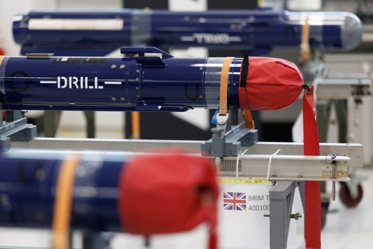 英國加碼援烏「風暴影」導彈，俄羅斯腹地安全響起警號？