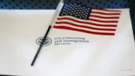 綠卡新規擬收緊　特朗普政府擬重新擴大「公共負擔」審查