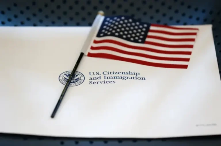 綠卡新規擬收緊　特朗普政府擬重新擴大「公共負擔」審查