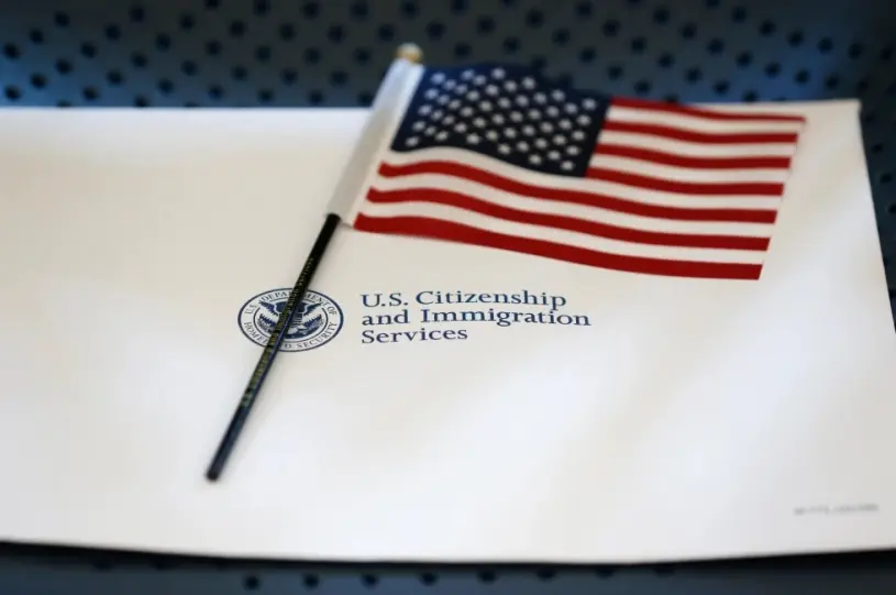 綠卡新規擬收緊　特朗普政府擬重新擴大「公共負擔」審查